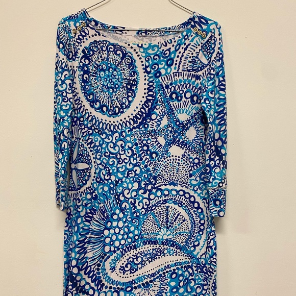 Lilly Pulitzer boat neck, knee length dress. - Picture 1 of 3